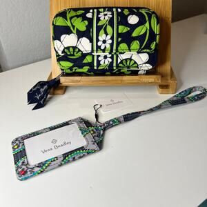 Bundle Vera Bradley Zip Around Wallet and NWT Luggage Tag
